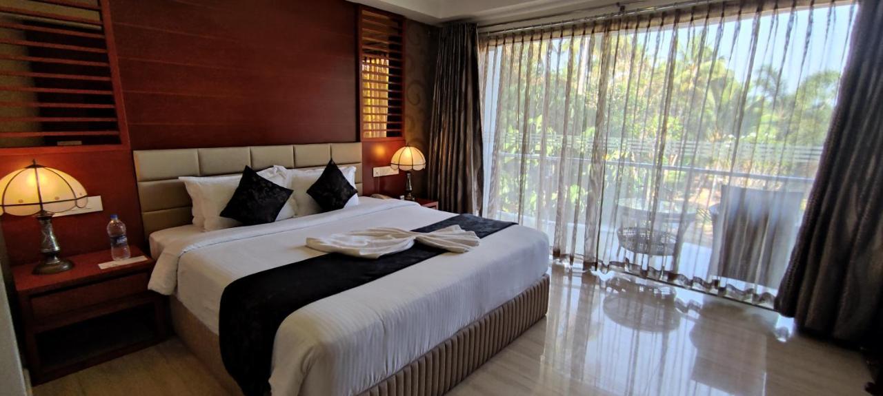 Lake Palace Trivandrum Vettutura Экстерьер фото