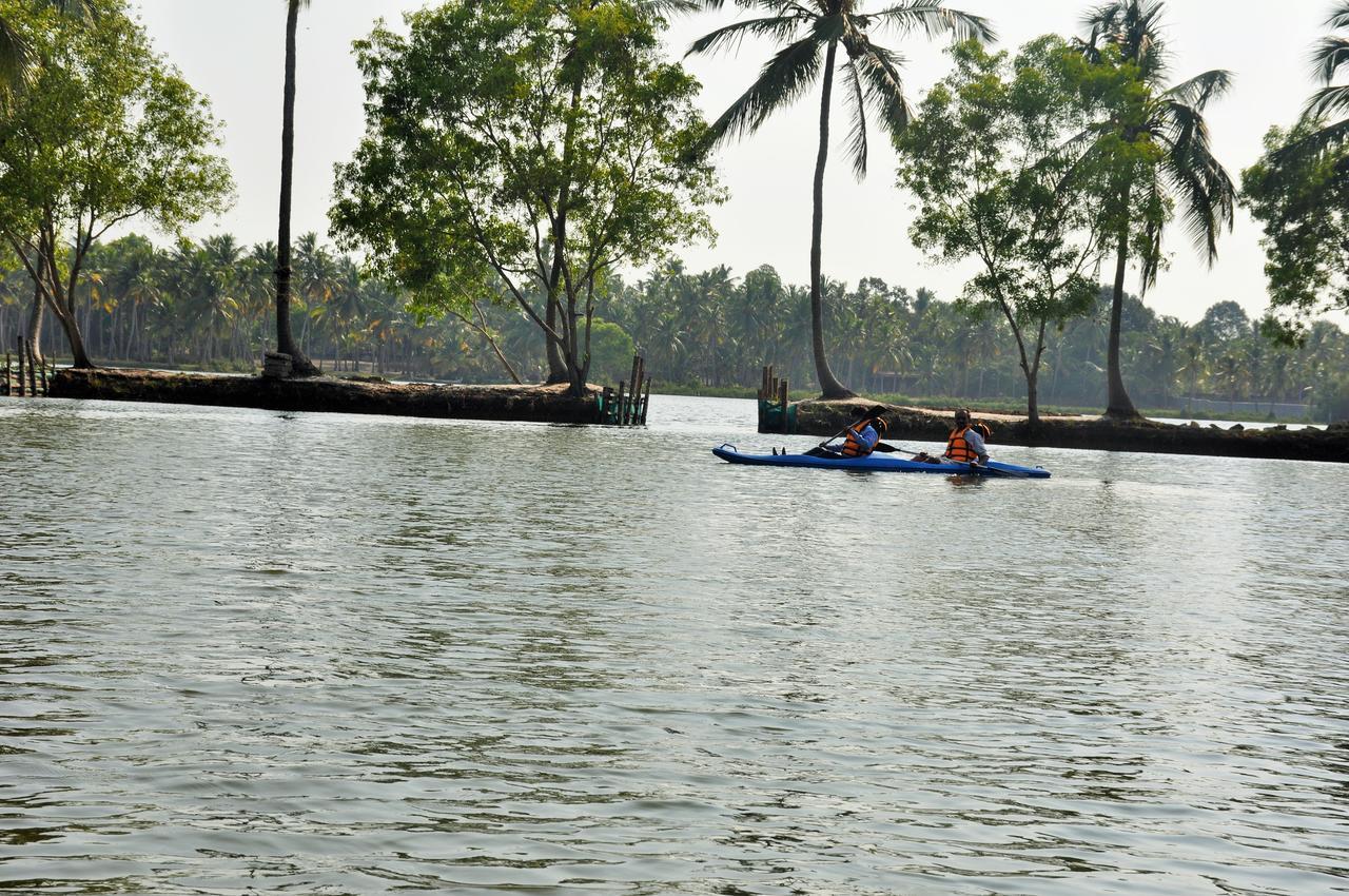 Lake Palace Trivandrum Vettutura Экстерьер фото