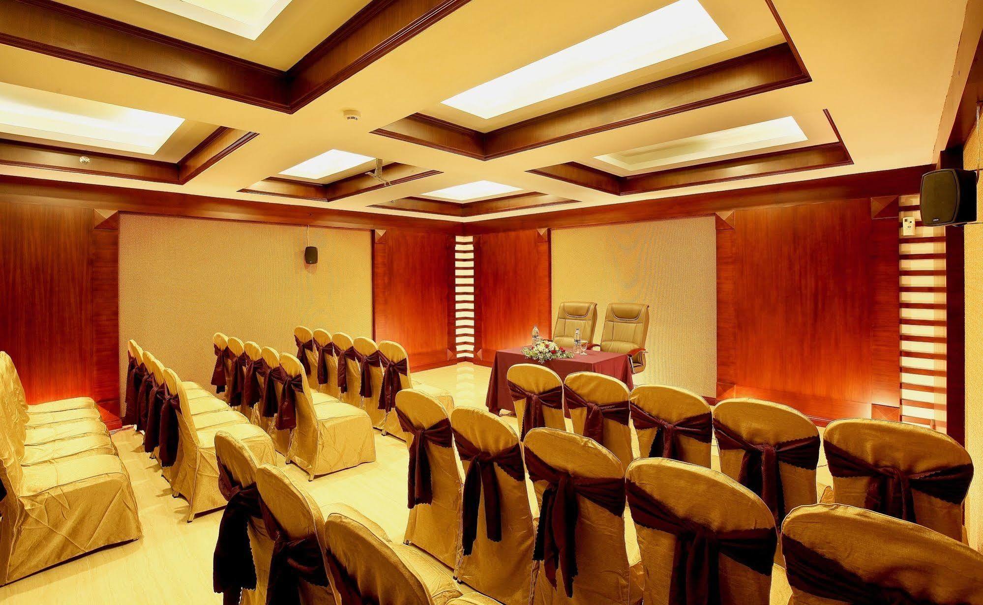 Lake Palace Trivandrum Vettutura Экстерьер фото