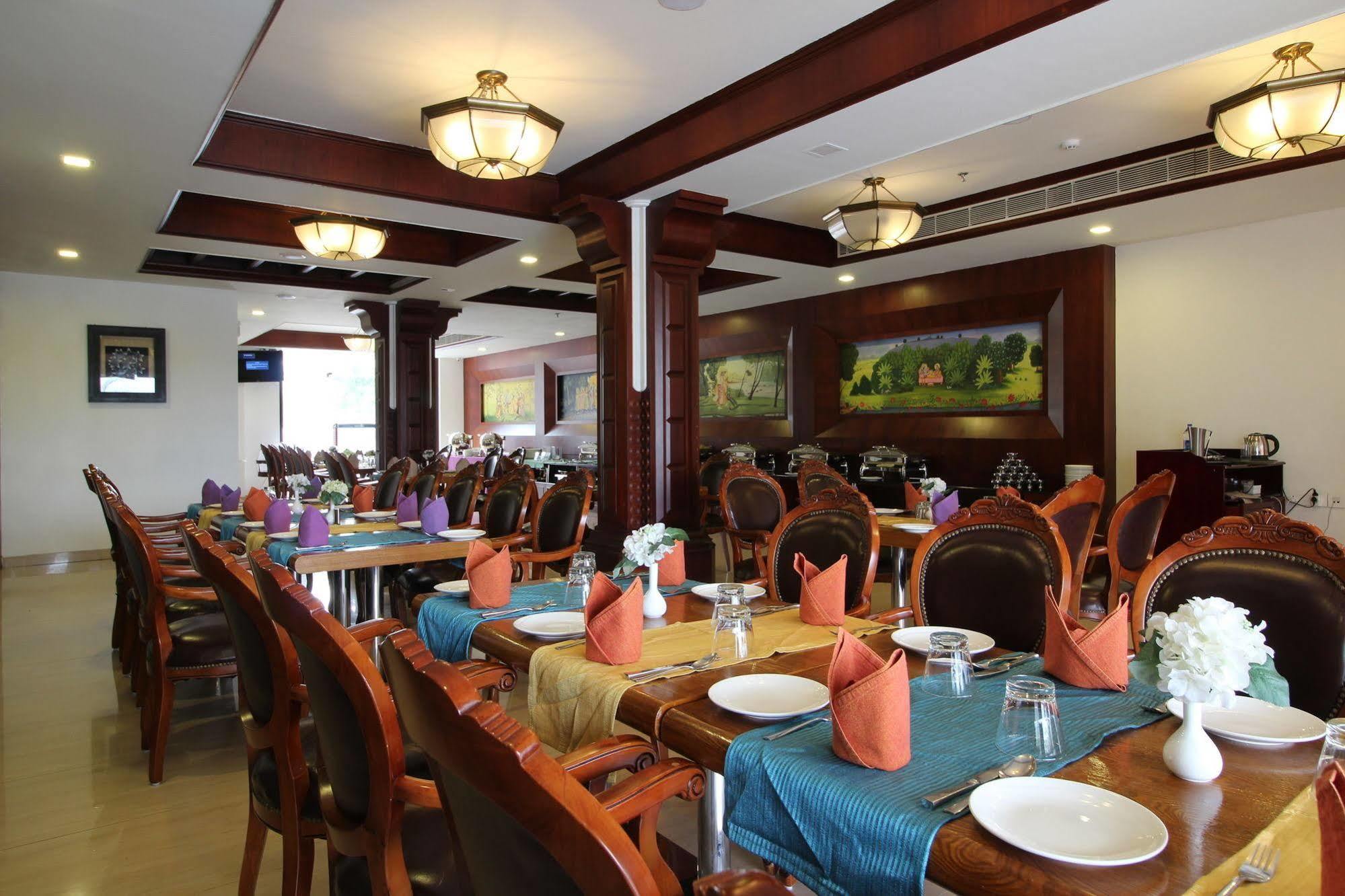 Lake Palace Trivandrum Vettutura Экстерьер фото