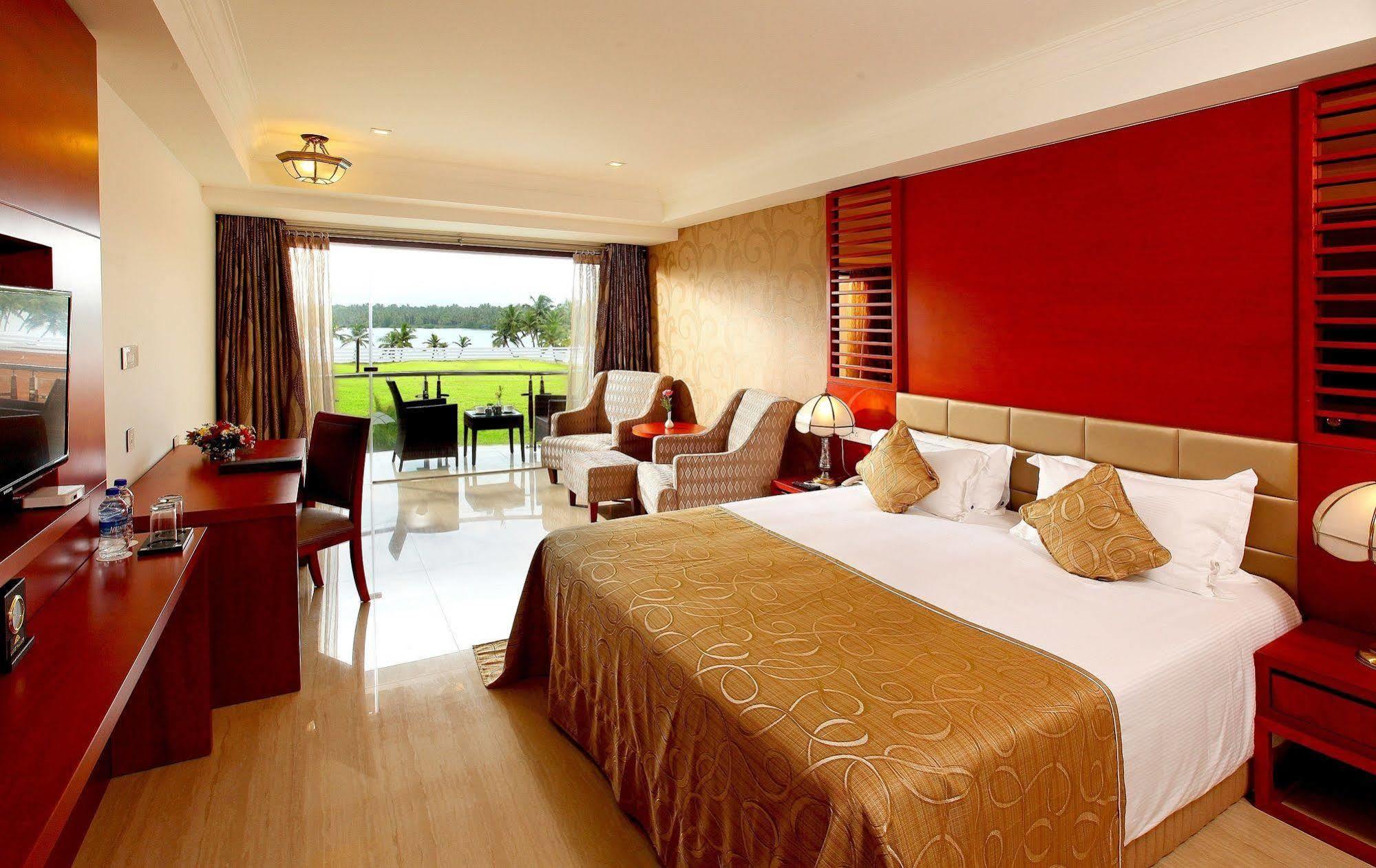 Lake Palace Trivandrum Vettutura Экстерьер фото